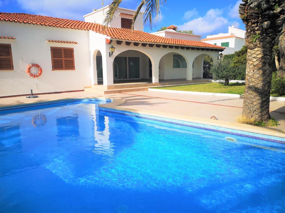 Villa Martina กาลาเอนฟอร์กัต ภายนอก รูปภาพ